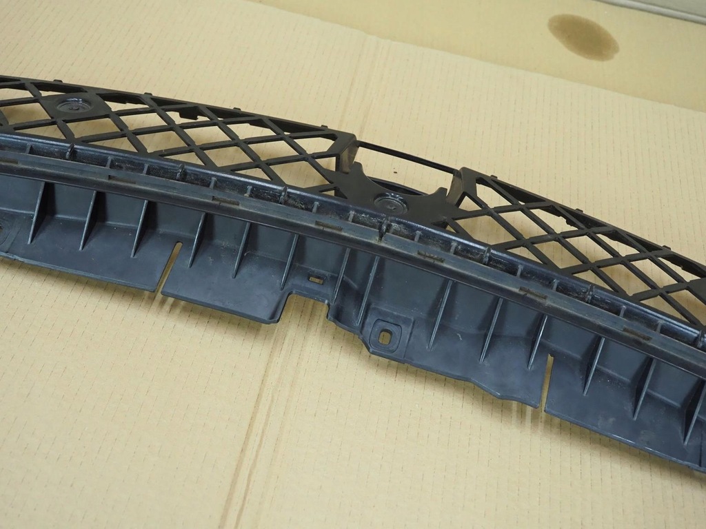 фото №12, Mercedes b-klasa w247 верхній підсилювач бампера