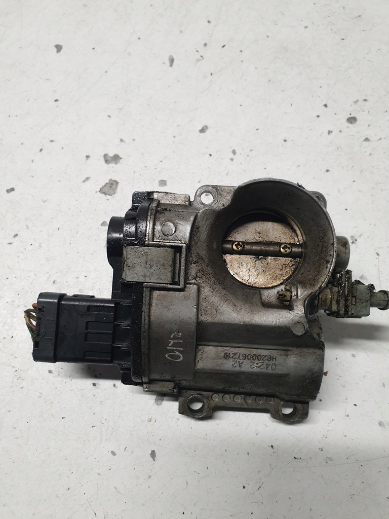 фото №3, Дроссельная заслонка renault clio ii 1.2 b 8200067219