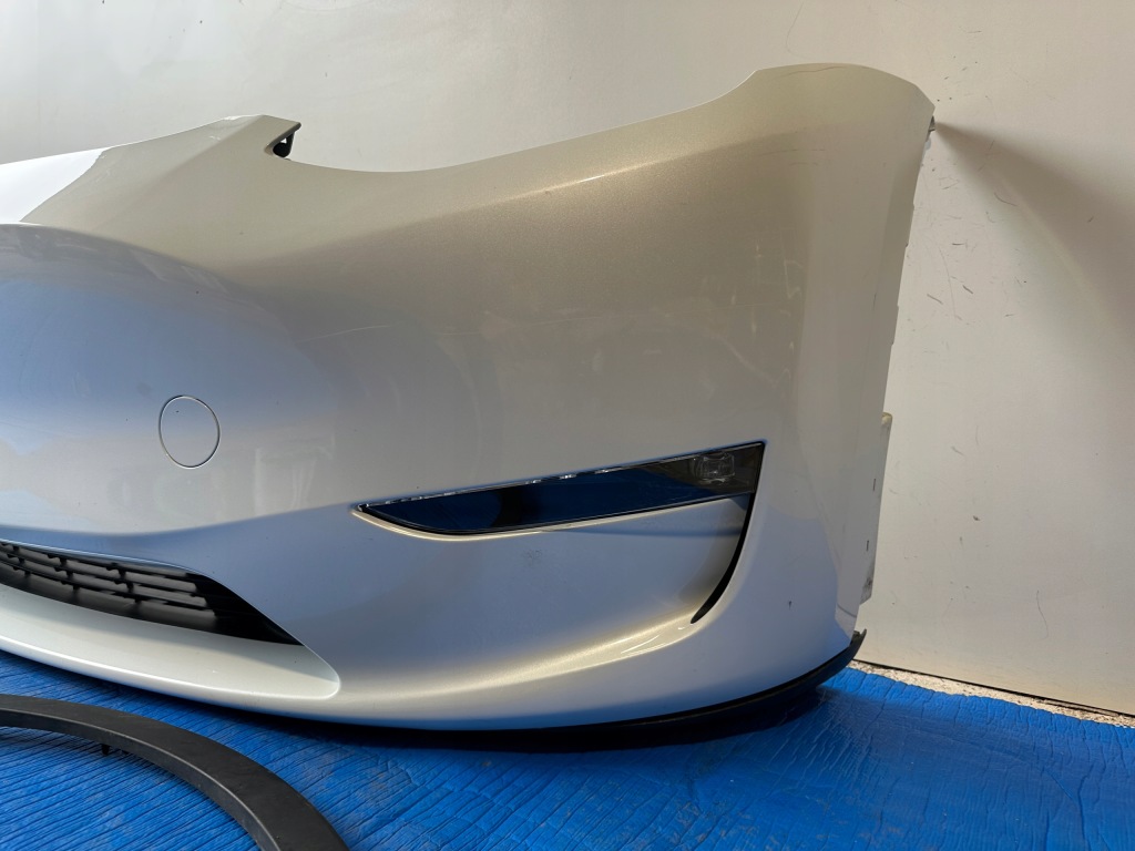 фото №8, Kompletny tesla y 20-24 1492555-00-c бампер передний плита противотуманные фары оригинальный номер oem
