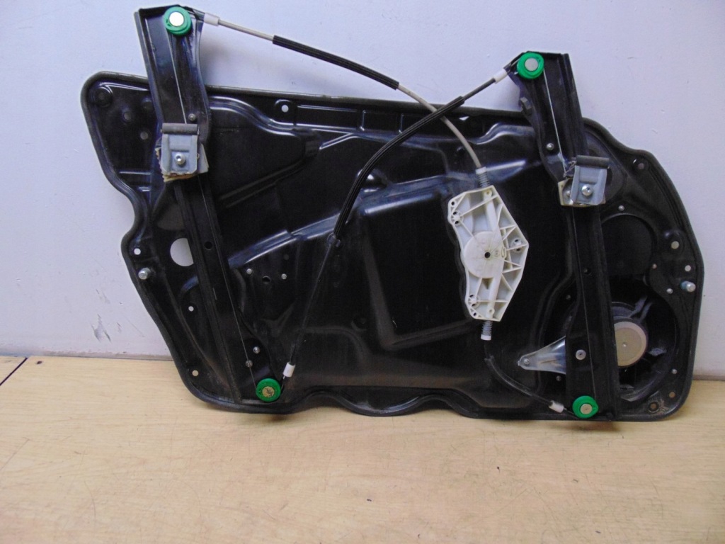 фото №8, Механізм скло правий перед vw passat b7 3c0959792a