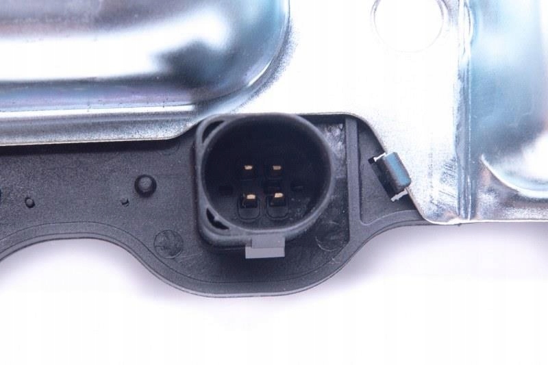 фото №12, Молдинг кришки багажника vw golf plus jetta iii