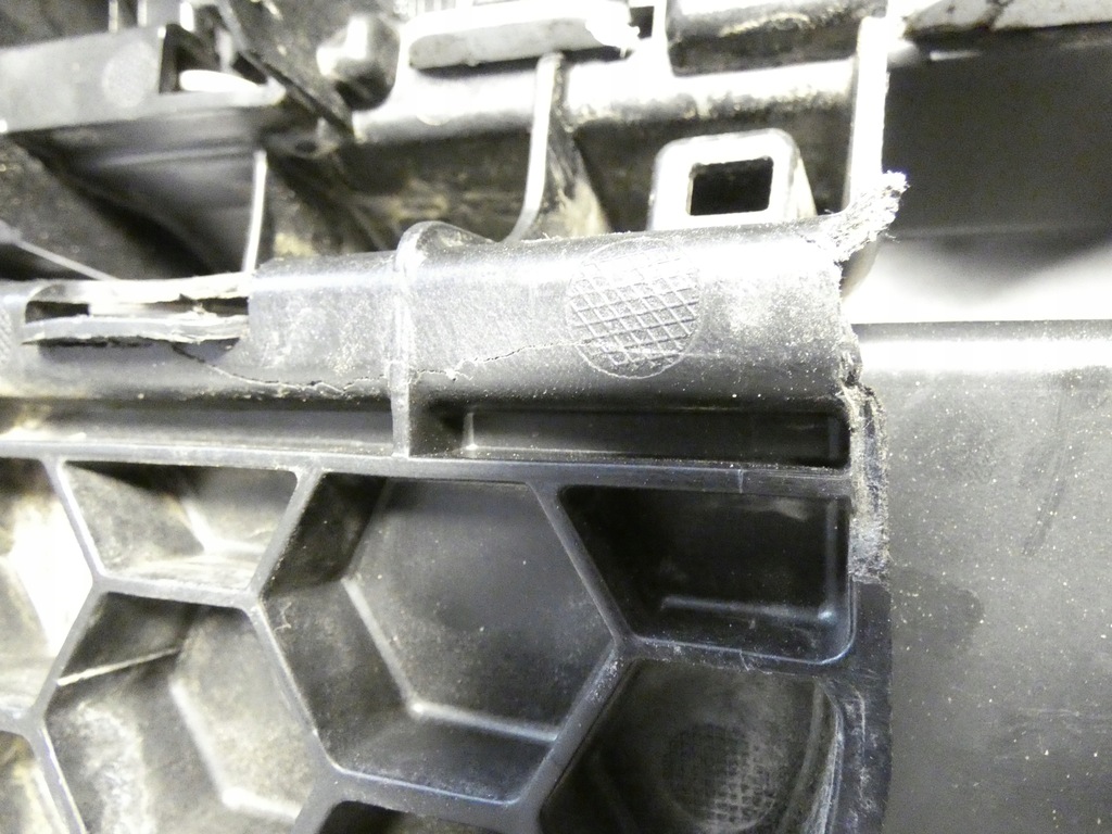 фото №14, Porsche macan lift 95b807421aa 2021- pod 4 pdc бампер задня задній