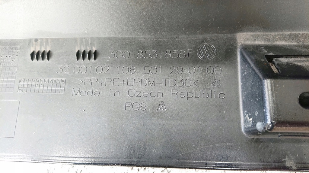 фото №3, Молдинг порог правая volkswagen passat b8