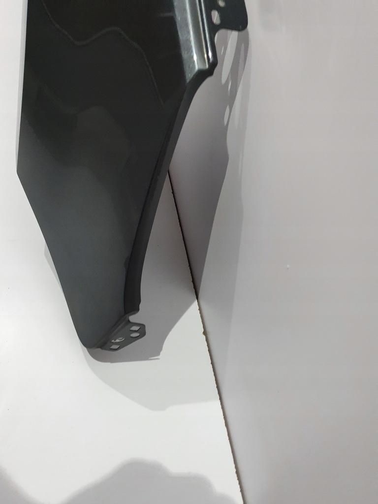 фото №11, Крыло правый audi a4 8w 8w9