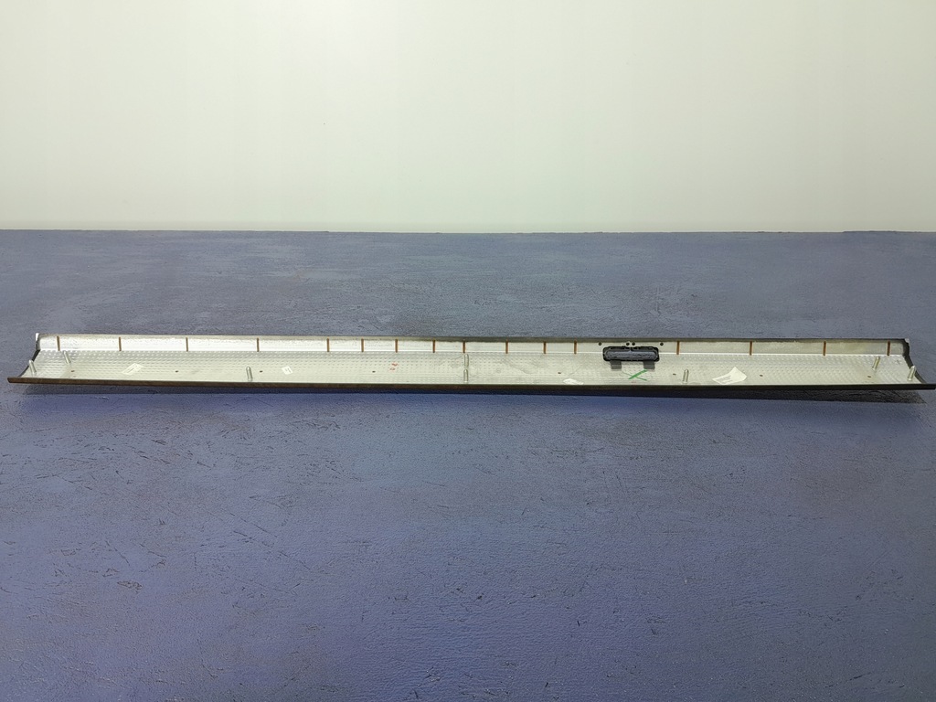 фото №7, Bmw 7 e65 e66 lci молдинг dekor задньої полиця 7010954