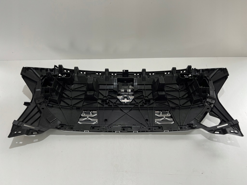 фото №8, Решітка радіатора решітка радіатора audi q4 e-tron 89a