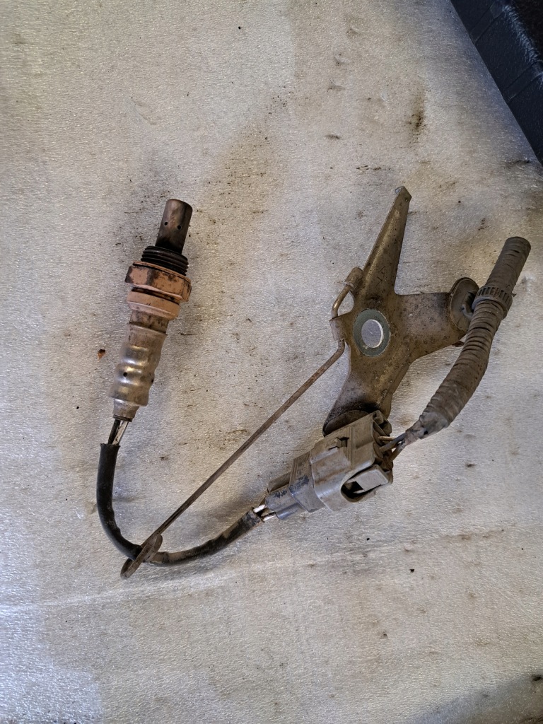 фото №1, Toyota yaris iii 11-17 1.33 датчик лямбда-зонд