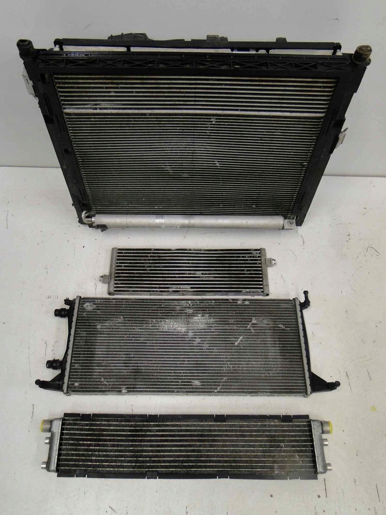 фото №11, Mercedes gls x166 166 радиатор масла 63 amg