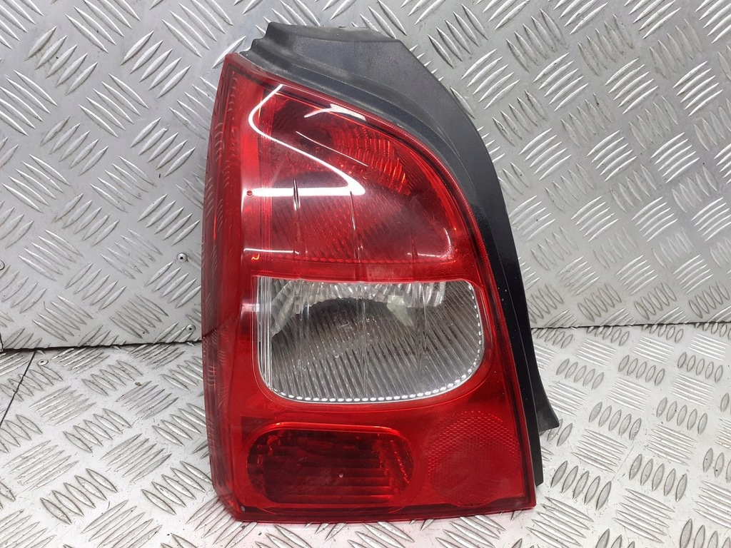 фото №1, Лампа левая задняя renault twingo ii 1.2 16v 8200387888