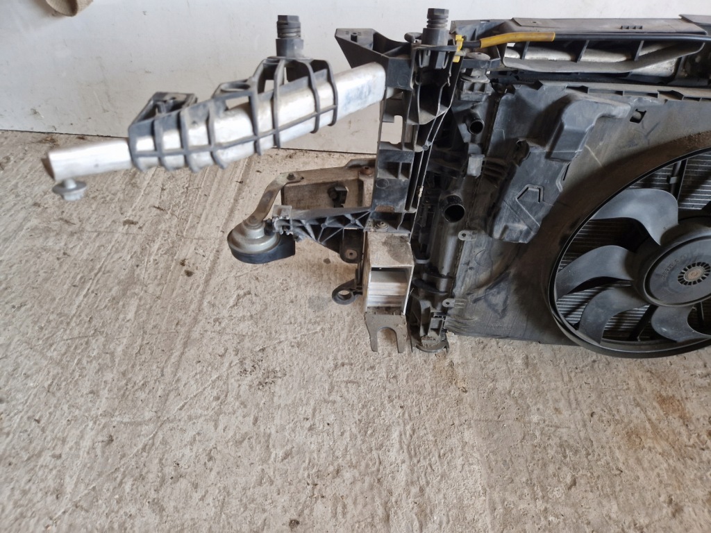 Ремінь передній радіатор автоматична коробка передач mercedes b-klasa w246 2013r 1.8 cdi Київ