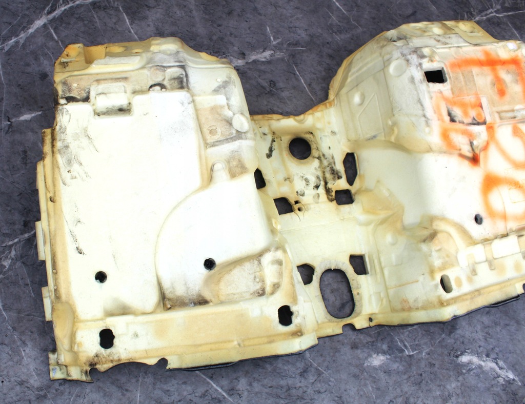 фото №6, Підлога килимок обшивка bmw f20 europa