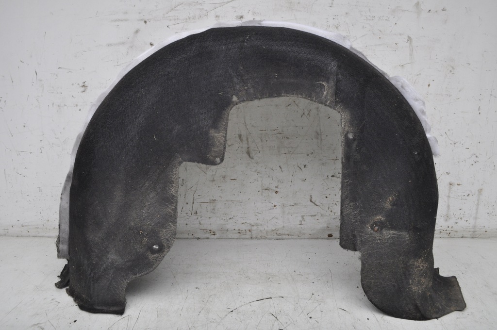 фото №1, Maserati granturismo подкрылок правый задняя задние 134