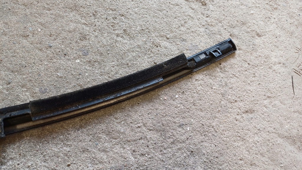 фото №4, Nissan micra k14 молдинг дверь уплотнитель левая передняя