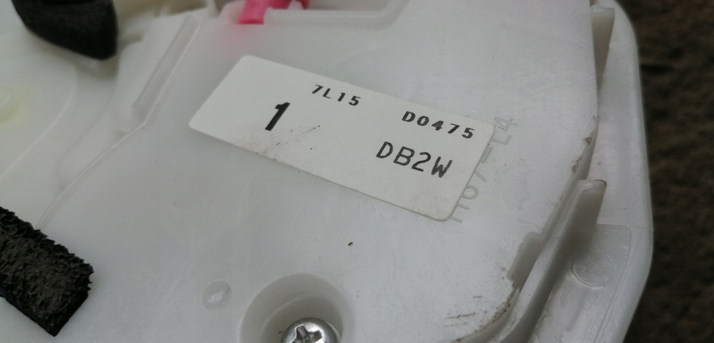 фото №5, Mazda cx3 замок дверь левый задняя 4 pin 7l15c0523