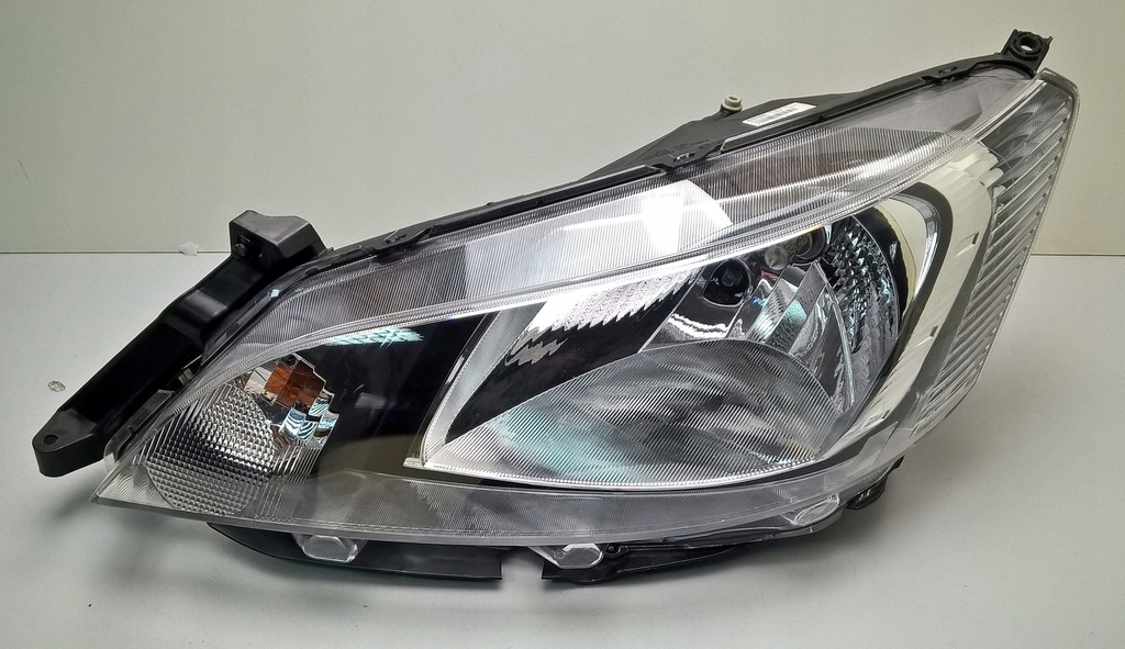 фото №14, Лампа левая перед nissan nv200 оригинальный номер 26060bj10a