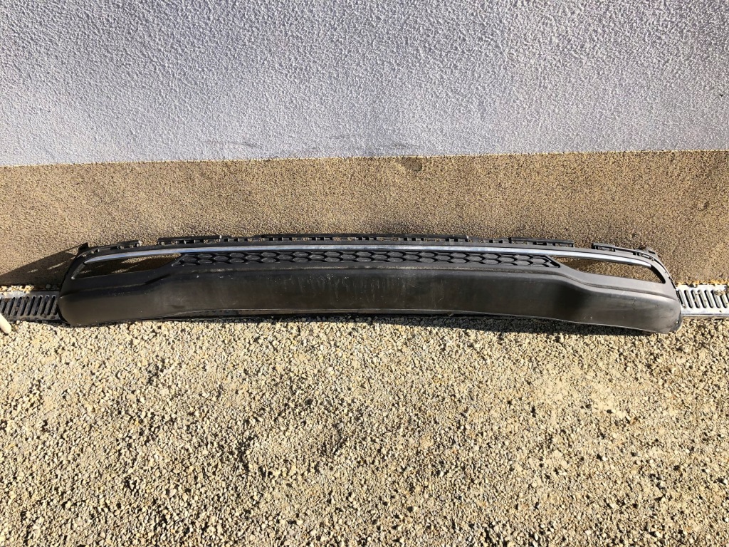 фото №1, Kia оригінальний номер 86612j7300 спойлер накладка