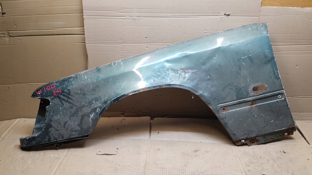 Купити Крило перед передній ліве mercedes w124