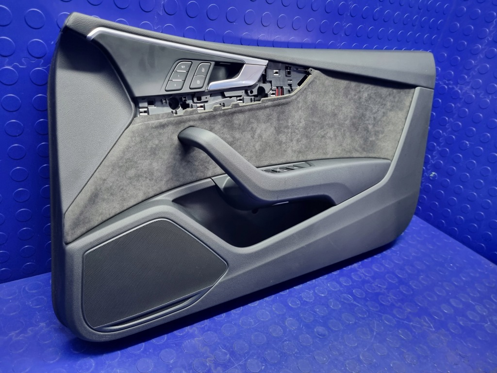 Карта правих дверей алькантара  ambiente audi a5 f5 кабріолет  oem 8w7867106c в Україні