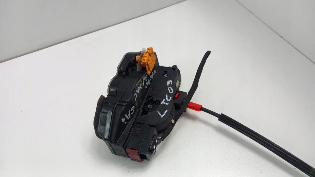 фото №1, Opel zafira c замок двері задня лівий 6 pin