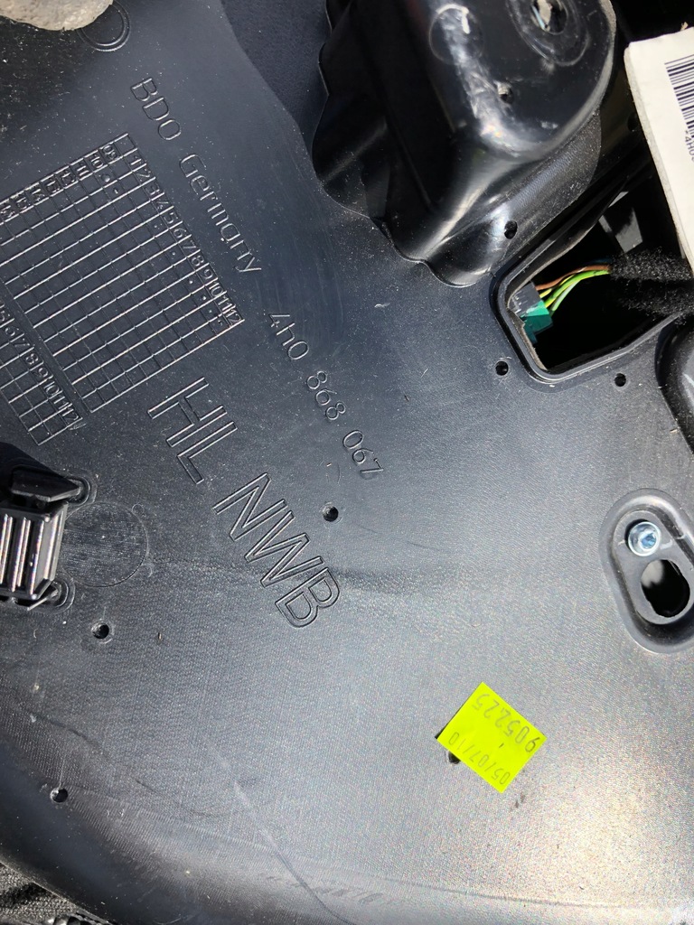 фото №4, Оббивка обшивка двері лівий задня audi a8 d4