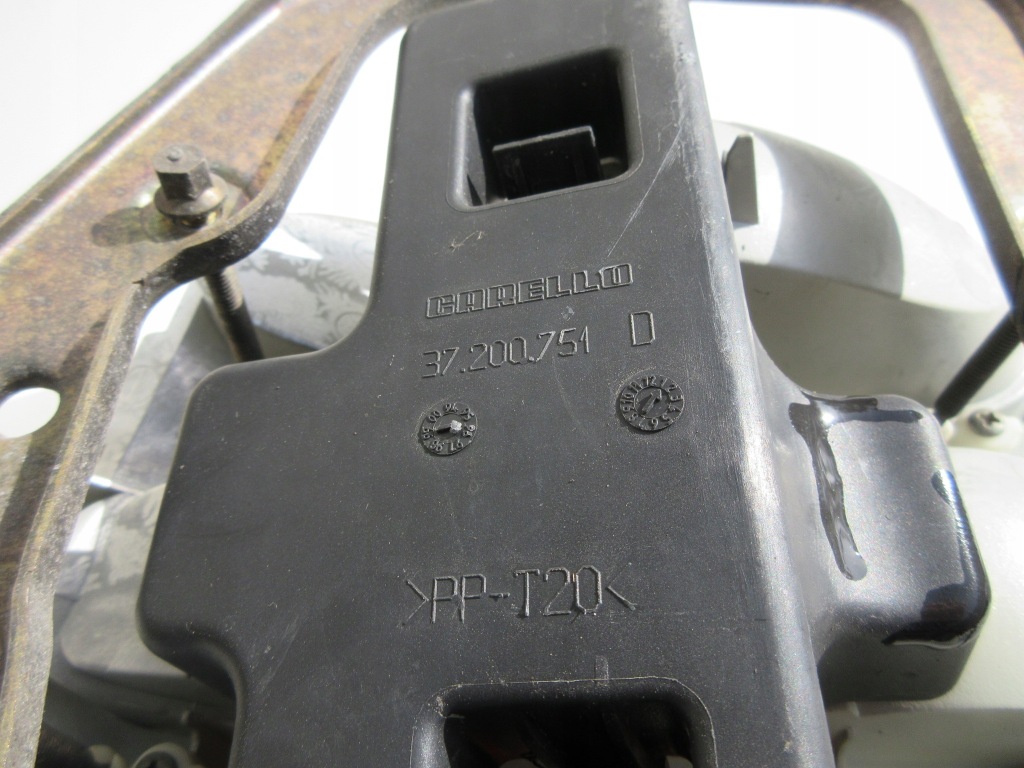 фото №13, Лампа задня права fiat brava 37200751 96r.
