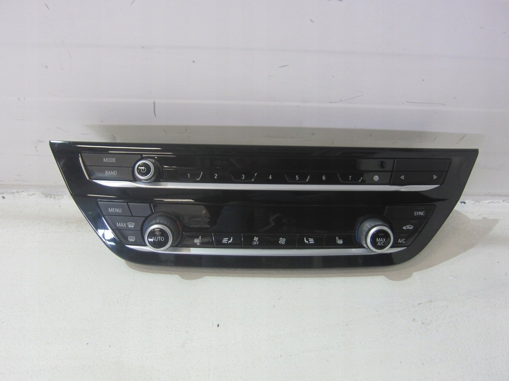 фото №1, Bmw x3 g01 g02 панель перемикач радіо кондиціонера радіо 7947699 7951987