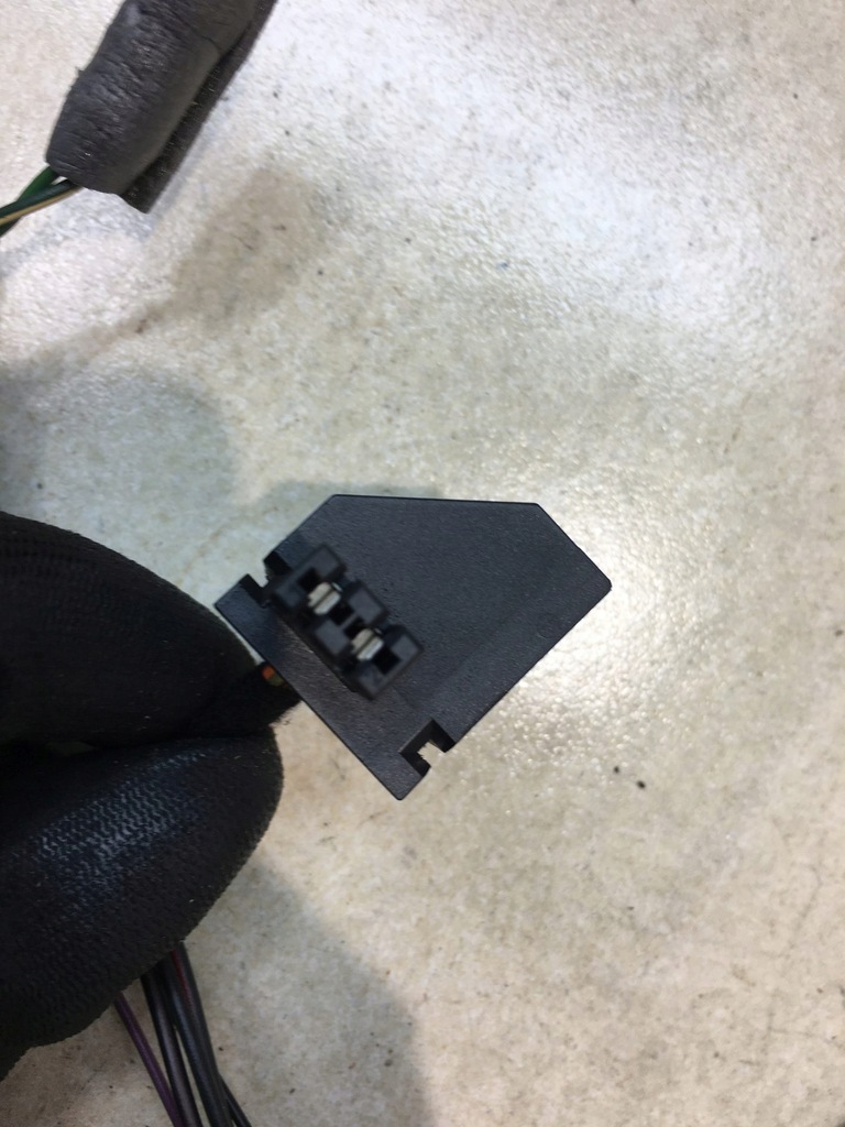 фото №7, Джгут двері лівий задня discovery iii ymm502601b