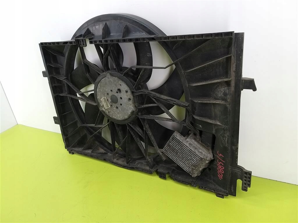 Купить Вентилятор радиатора воды mercedes c-klasa w203 2.2cdi 115km 2000-2007r