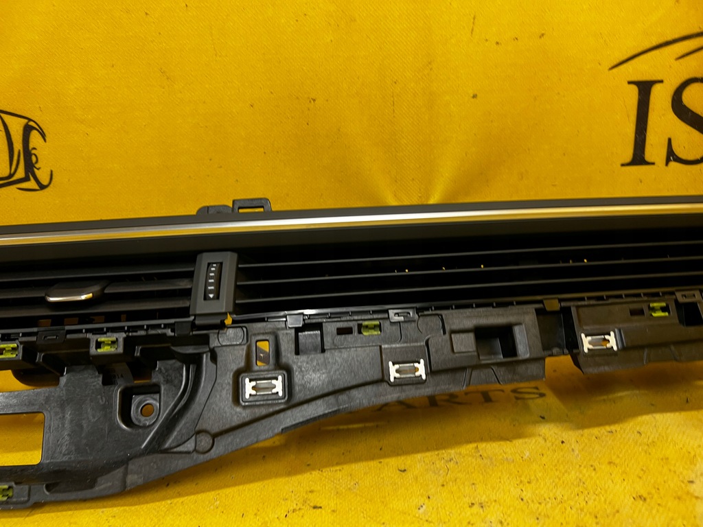 фото №9, Молдинг решётки обдув панели консоли audi a4 b9