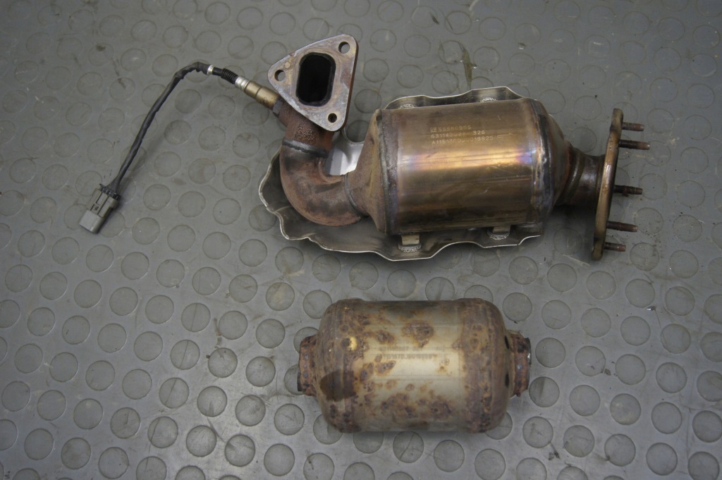 фото №1, Opel karl 1.0 катализатор катализаторы