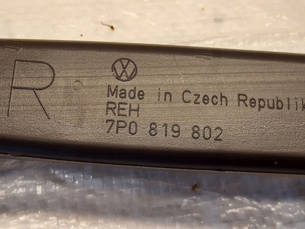 фото №2, Porsche оригінальний номер 7p0819802 cayenne труба обдув канал повітря