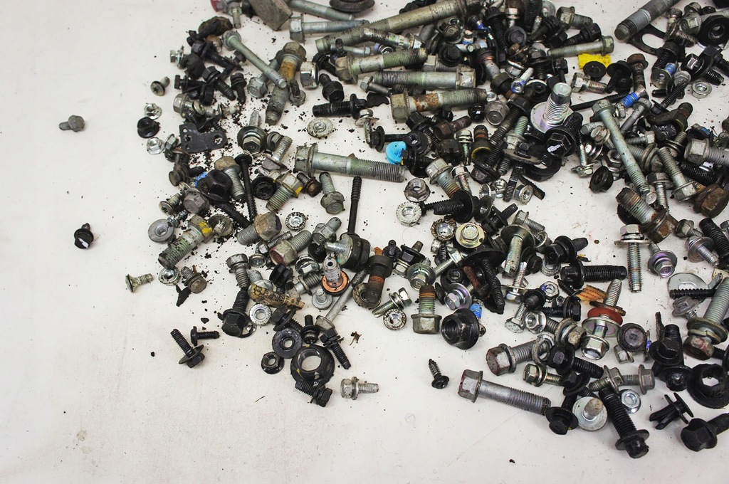 фото №5, Mr281 hyundai i20 iii 20- болты гайки прокладки