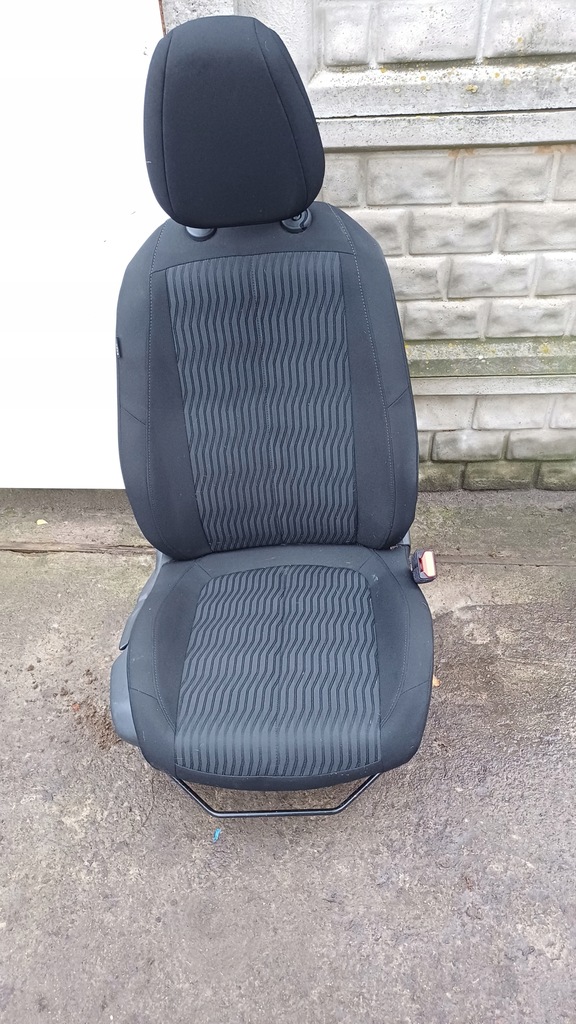 фото №1, Peugeot 308 ii t9 сиденье правый передний