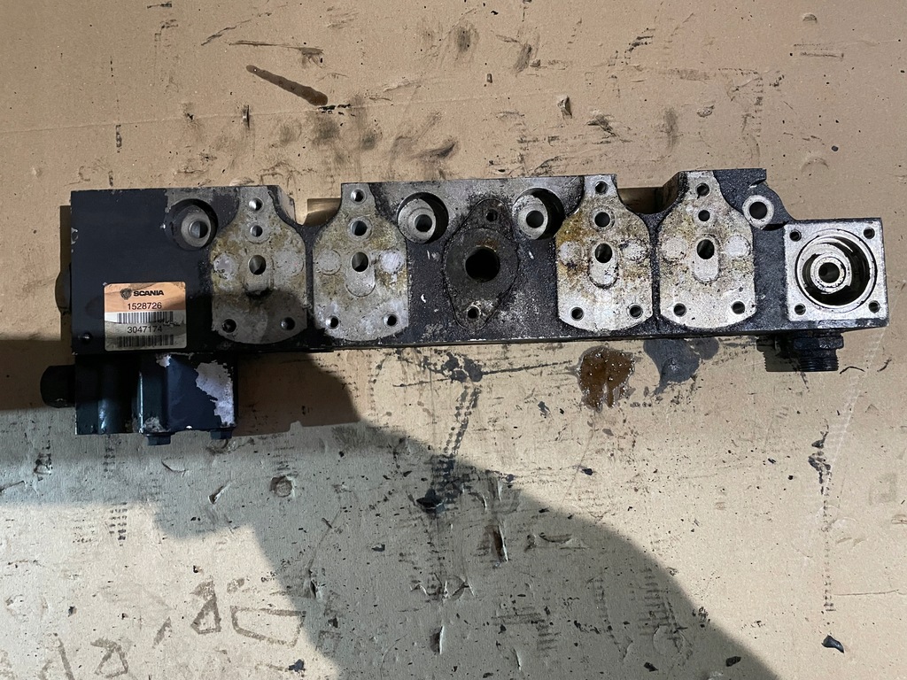 фото №1, Молдинг паливна пального scania r 1528726