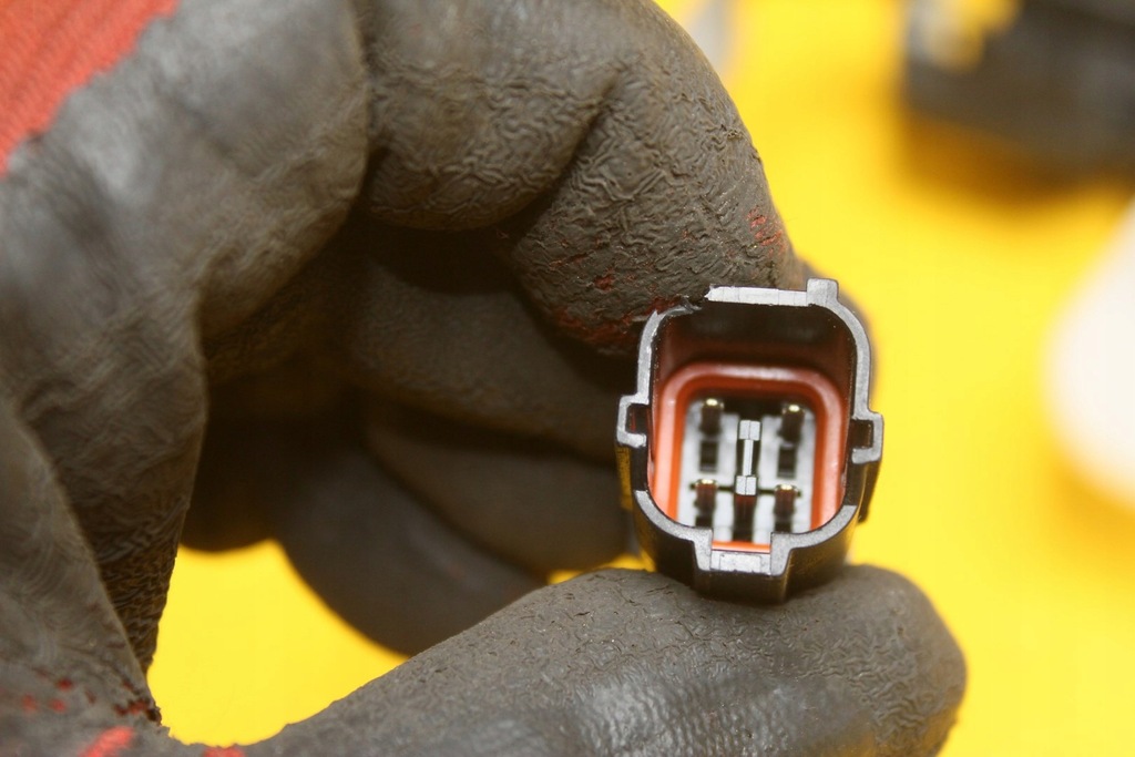 фото №5, Замок дверь правый перед kia sedona ii carnival ii