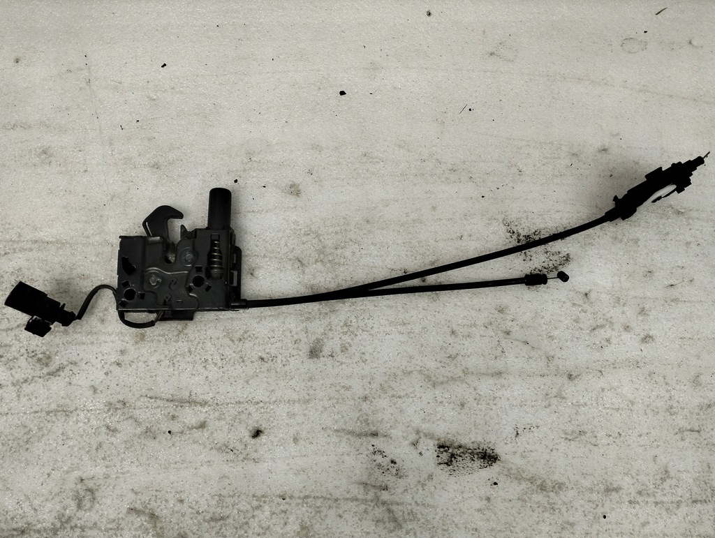 фото №1, Seat ibiza 6f замок капот 6f0823509