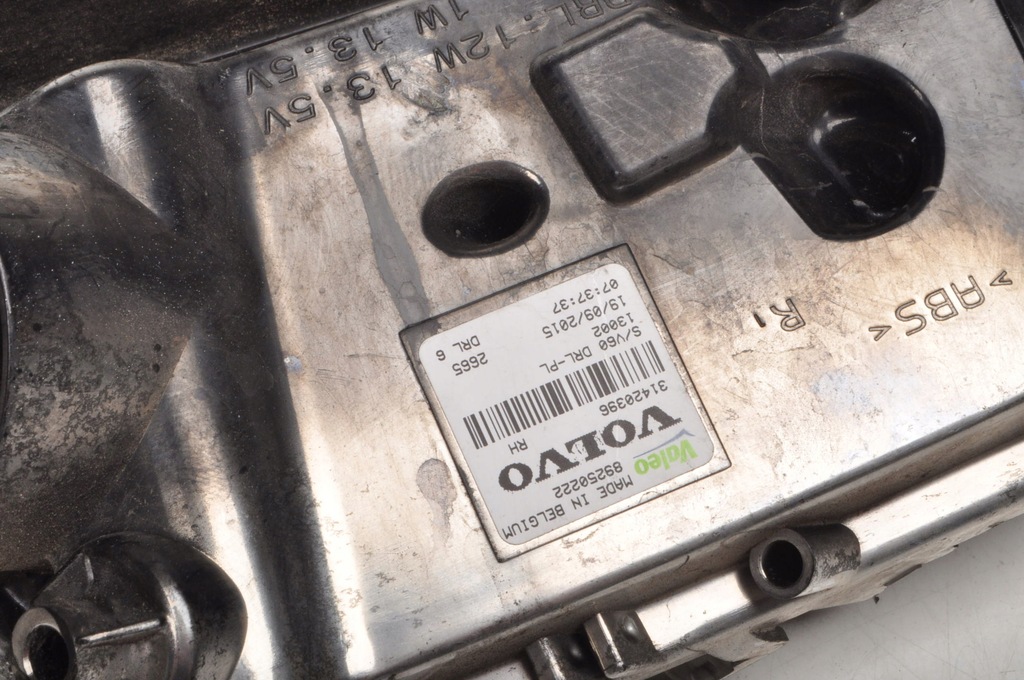 фото №8, Volvo s60 ii v60 противотуманная фара правый 31420396 lift