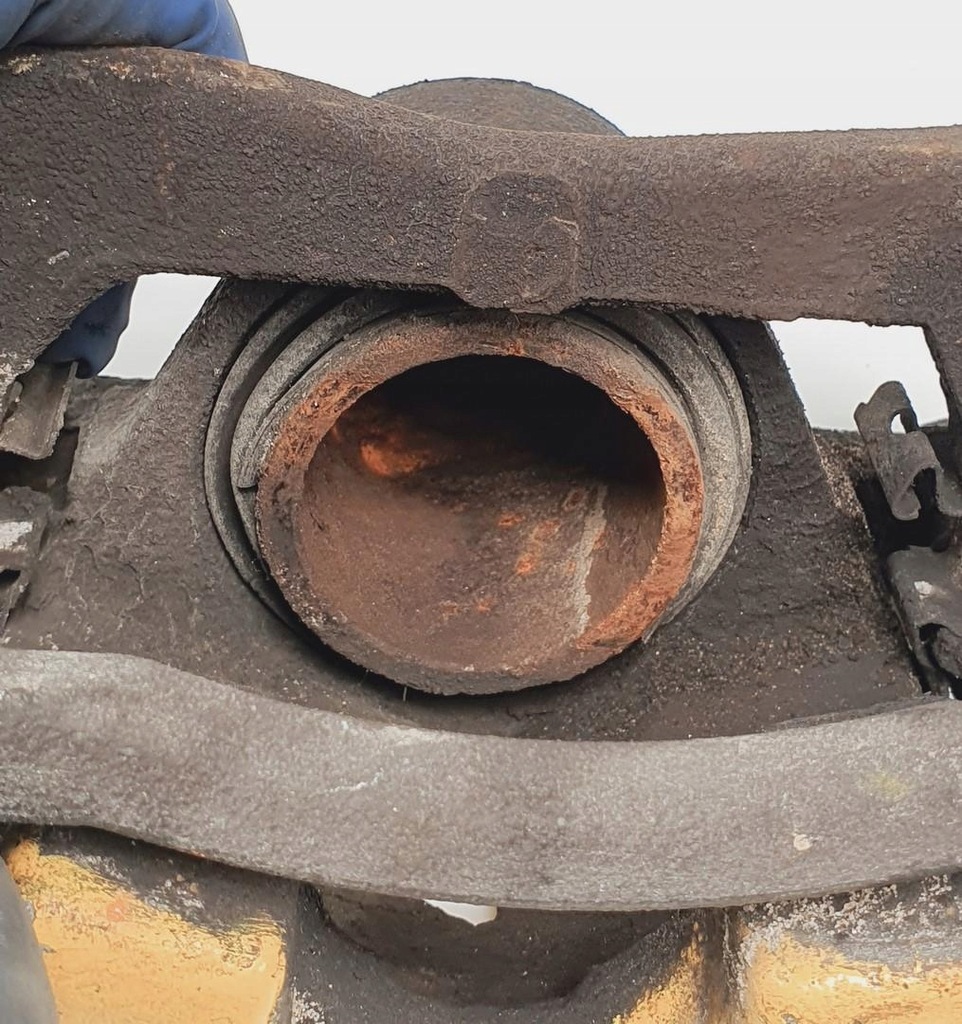 фото №5, Супорт гальмівний правий перед toyota mr2 iii zzw30