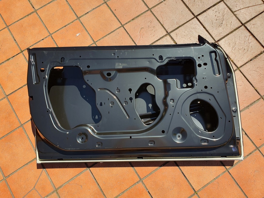 фото №8, Dodge challenger 2015- дверь левая