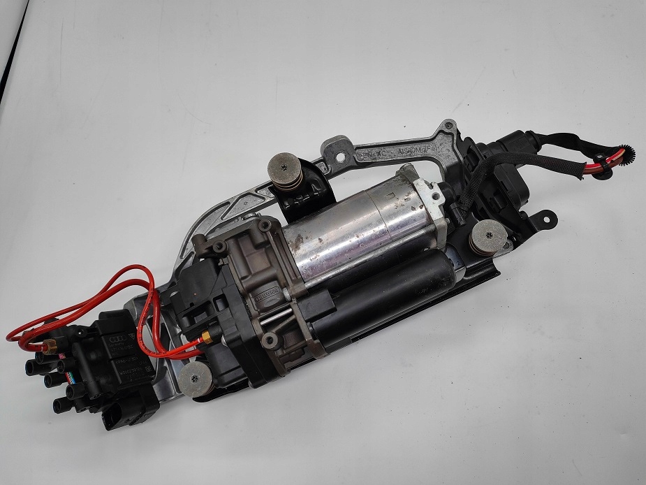 фото №9, Насос компресор підвіска 9j1616006d taycan