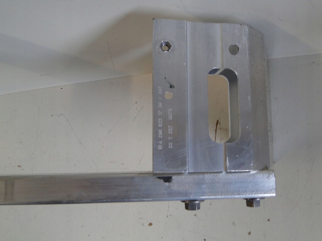 фото №12, Mercedes eqe 294 suv балка усилитель кронштейн передний нижний