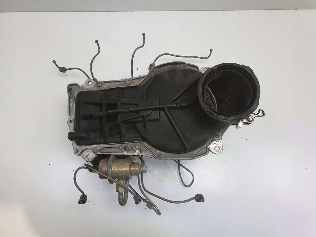 фото №7, Mercedes w126 c126 5.6 v8 560 sec rozrzielacz пального 0438101018 0438121037