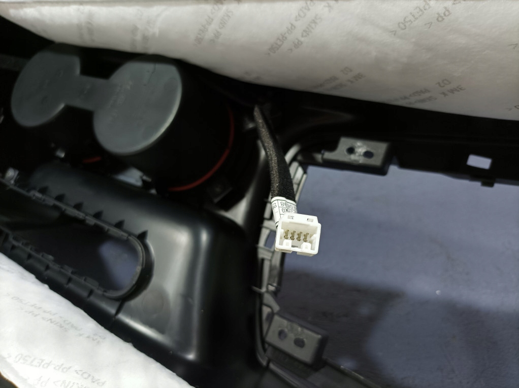 фото №9, Kia ceed iii lift подлокотник туннель средний eu