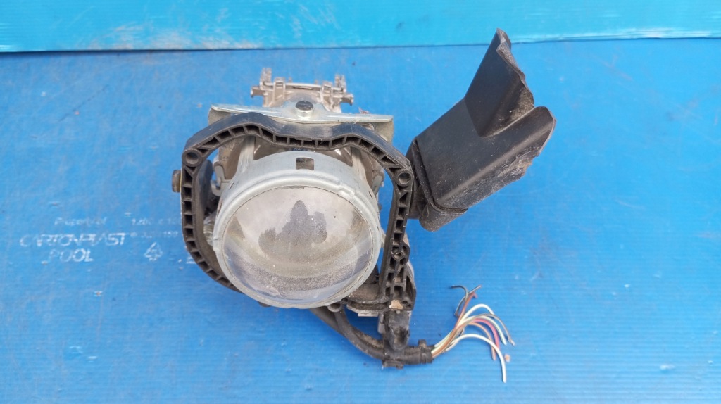 Купить Отражатель линза лампы левый перед ксенон bmw e46 mercedes w204 1307022735