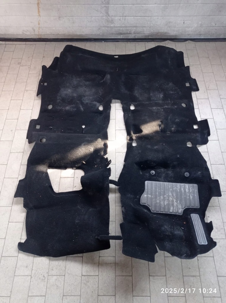 фото №1, Коврик обшивка пол renault zoe lift 749025477r