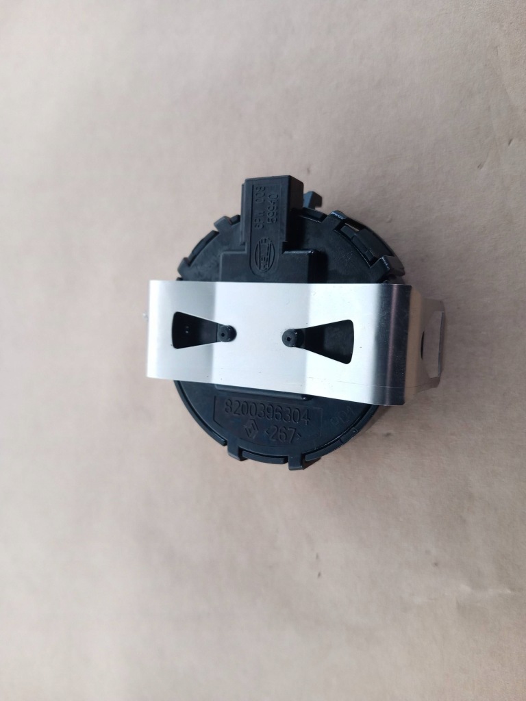 Купити Датчик датчик дощу 8200396304 renault scenic ii