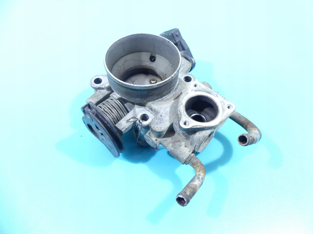 фото №1, Дроссельная заслонка mitsubishi carisma 1.6 16v