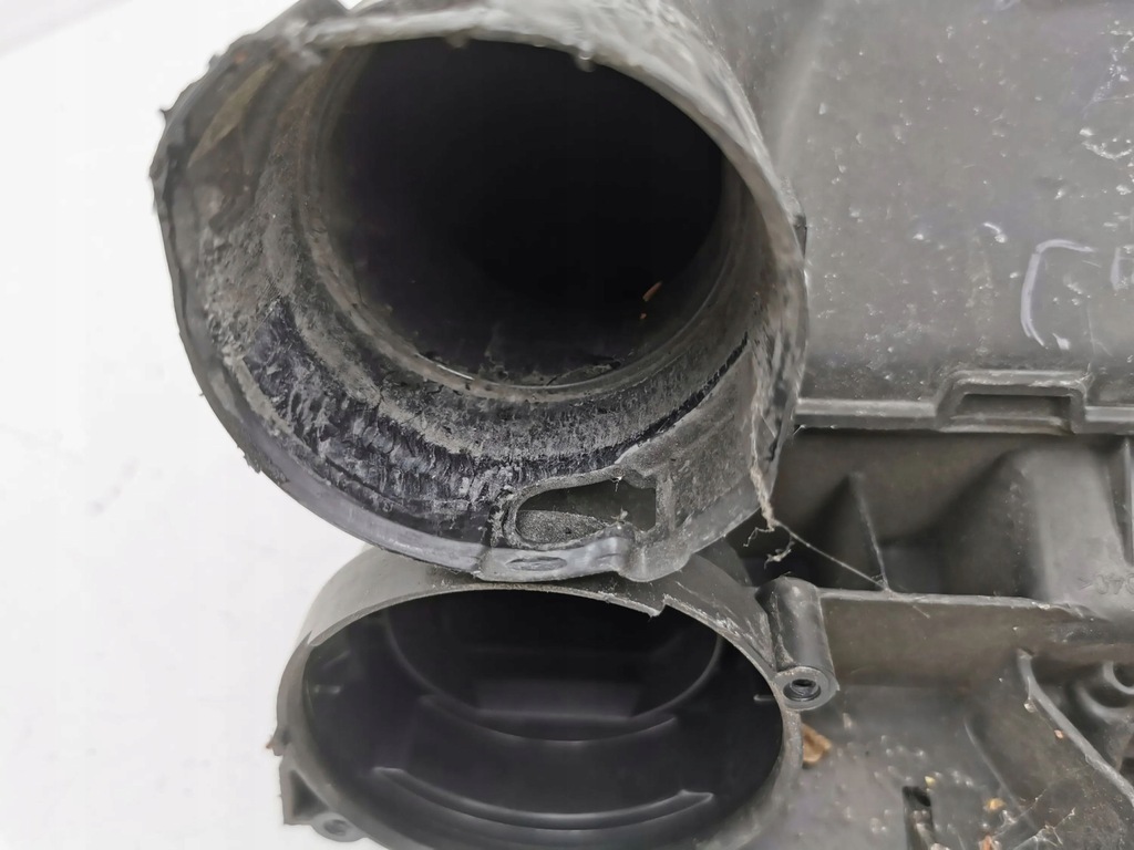 фото №10, Citroen ds3 2010 корпус фильтра воздуха