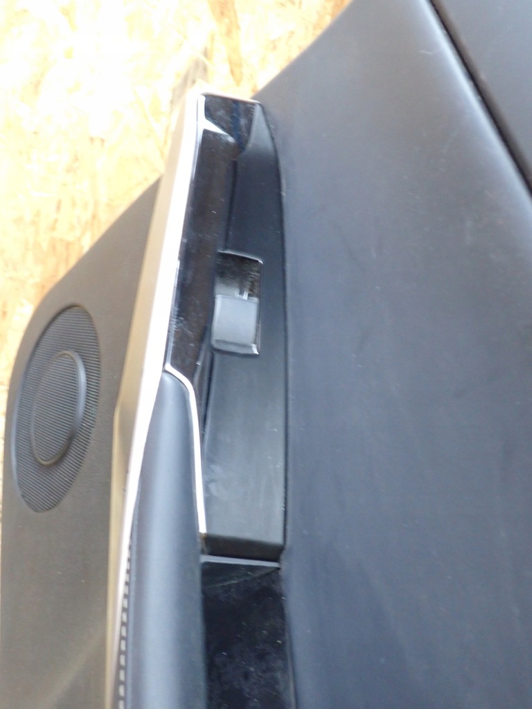 фото №11, Обшивка двері правий задня lexus is iii 200t 300 po lift 2018 europa