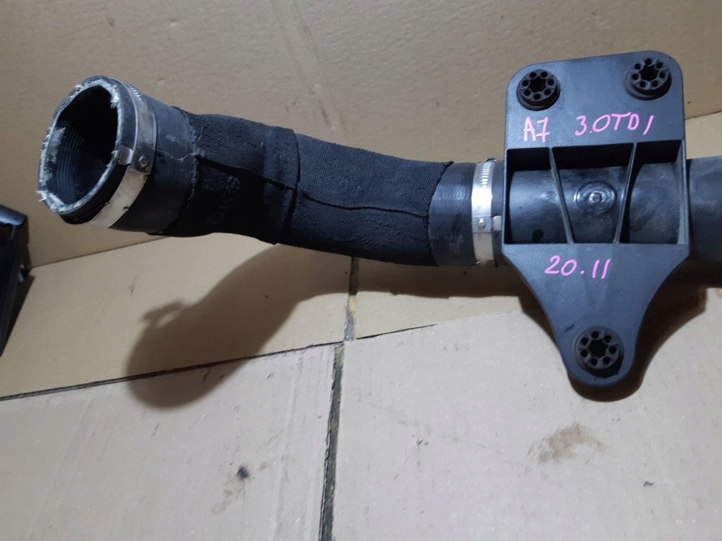 фото №4, Audi a7 4g 3.0 tdi шланг труба интеркулер 4g0145737ag